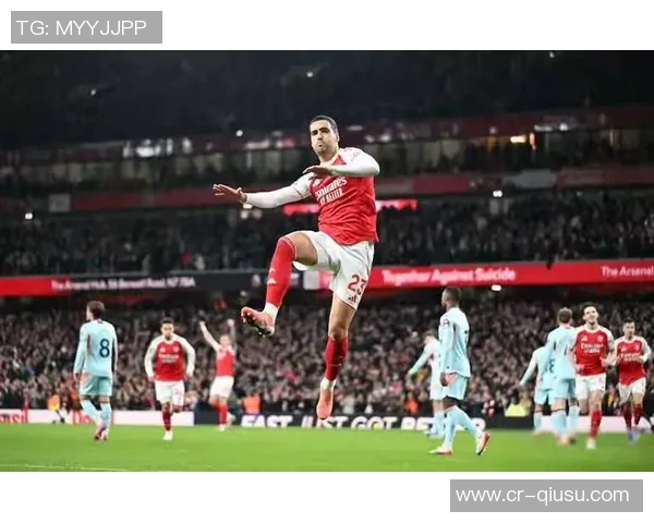 埃梅里谈对阵利物浦：尊重斯洛特调整球队的过程与挑战