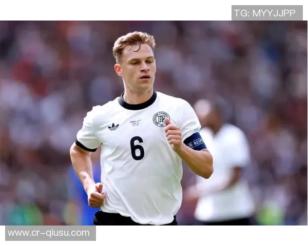 比朔夫盛赞维蒂尼亚为最强对手并透露最喜欢的球员是他与基米希